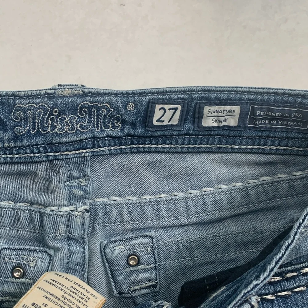 Signature skinny Miss Me med blue color jeans size 27 thick stitch low rise Y2K - Picture 3 of 12
